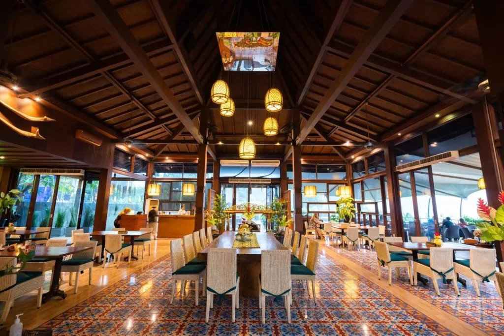 Restoran Tradisional dan Modern
